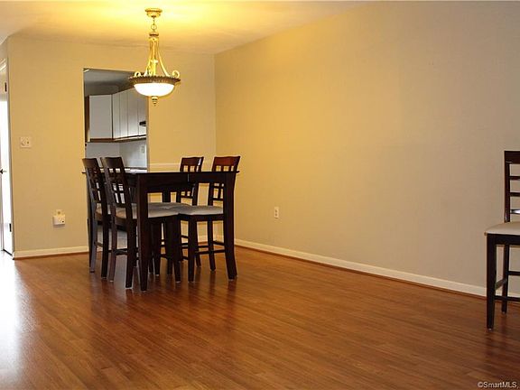 4th image of 608 Cedar Hollow Dr #608