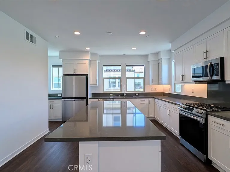 231 Babson Ct — Photo 11