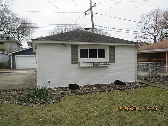 3rd image of 1015 Home Ave