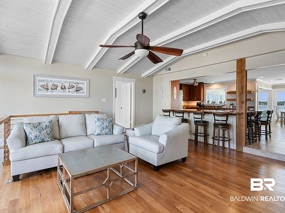 5th image of 2400 W Beach Blvd
