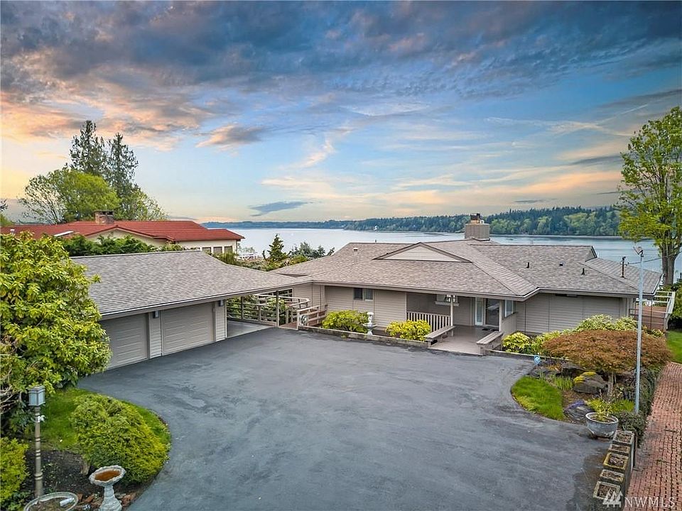 1st image of 2014 Harbor View Dr NW