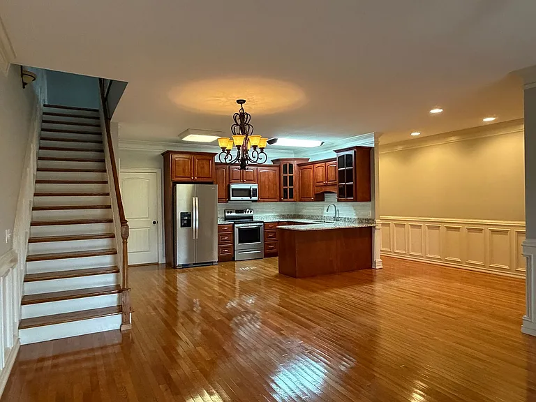 3471 Walden Dr — Photo 9