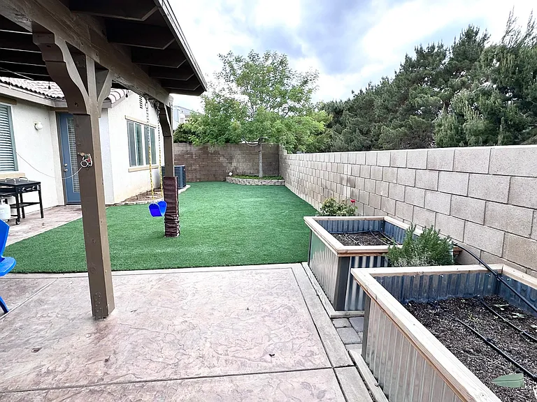 4343 Club Vista Dr — Photo 34