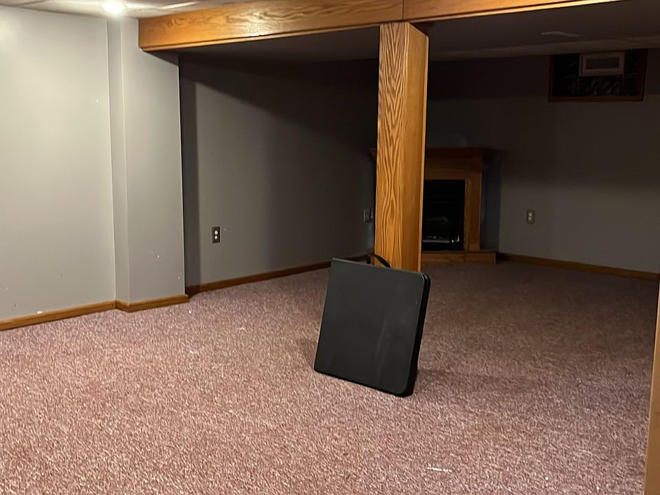 Finished basement-$600