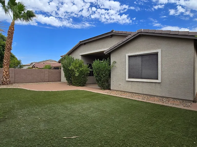 13505 W Catalina Dr — Photo 29
