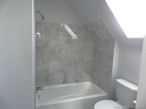 5th image of 115 Beachview Ave