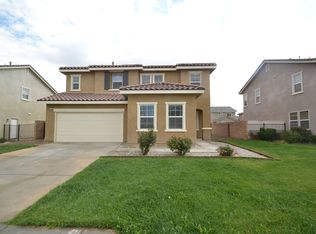 3102 San Luis Dr, Lancaster, CA 93535