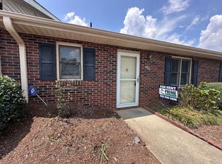 1413 19th Ave NE, Hickory, NC 28601