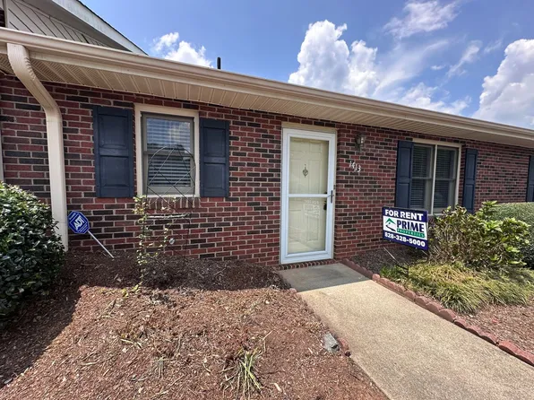 1413 19th Ave NE, Hickory, NC 28601