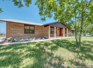 3191 Haeckerville Rd, Cibolo, TX 78108