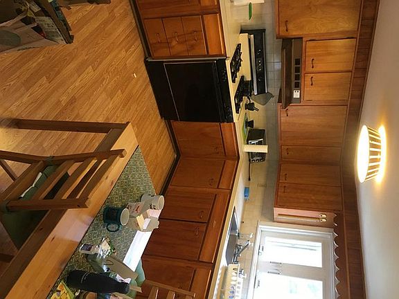 5th image of 7 Kinnaird St #1F