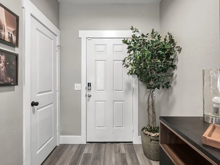 13419 Harrow Park Ln — Photo 3