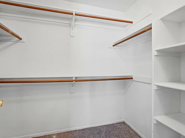 9010 Bear Mountain Dr — Photo 22