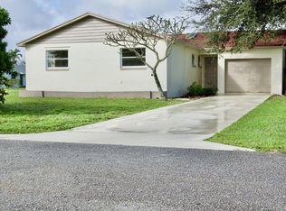 2325 W Lakewood Rd, West Palm Beach, FL 33406