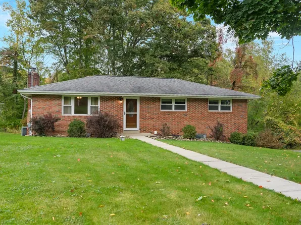 6130 Orchard Ln, Butler, PA 16002