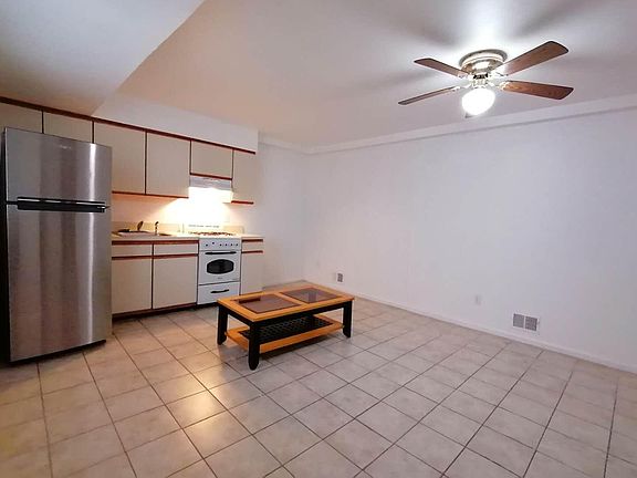 5th image of 145 Amity Pl #1