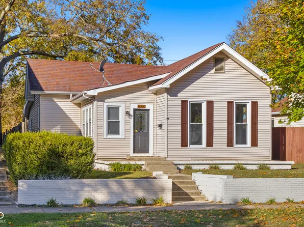 1230 Franklin St, Columbus, IN 47201