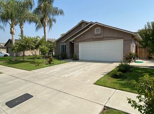 230 Yellowstone St, Tulare, CA
