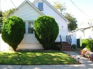 30 Carroll Ave, Valley Stream, NY 11580
