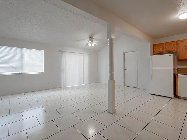 5198 Greene Ln — Photo 7