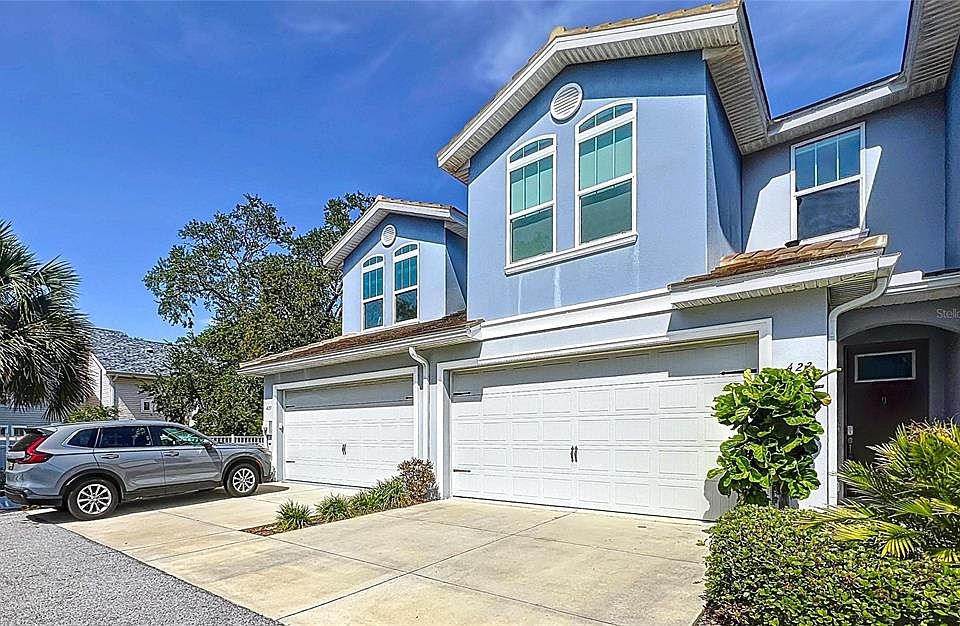 1st image of 423 Birdsong Ln