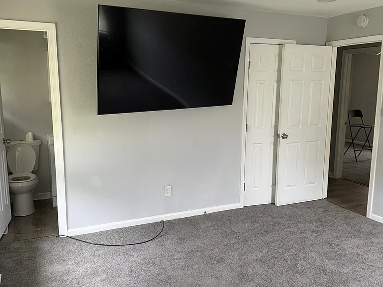 2825 Holiday Point Dr — Photo 24