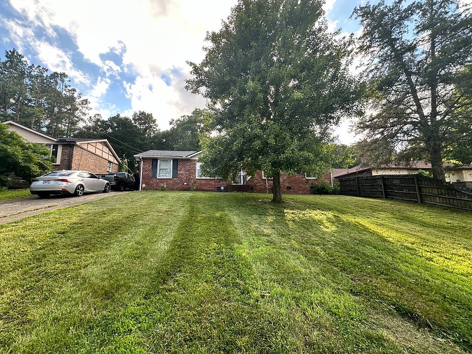 1st image of 233 Cedarcreek Dr