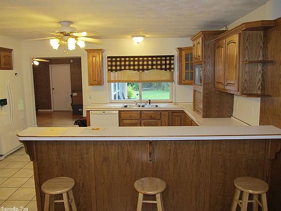 3rd image of 13 Miccosukee Dr