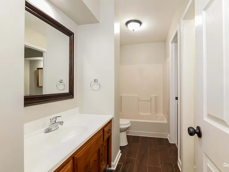 502 Woodson Ln — Photo 16