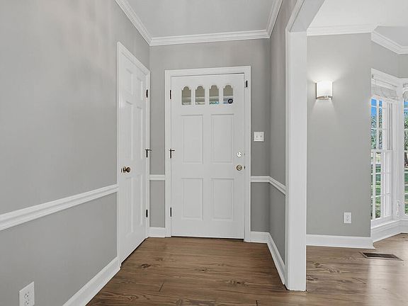 4th image of 420 Partridge Dr
