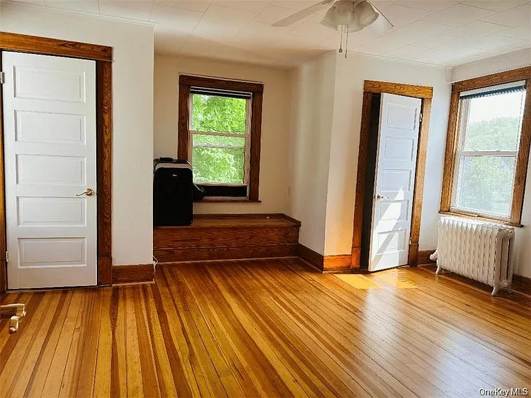 12 Parry Ave #2 — Photo 6
