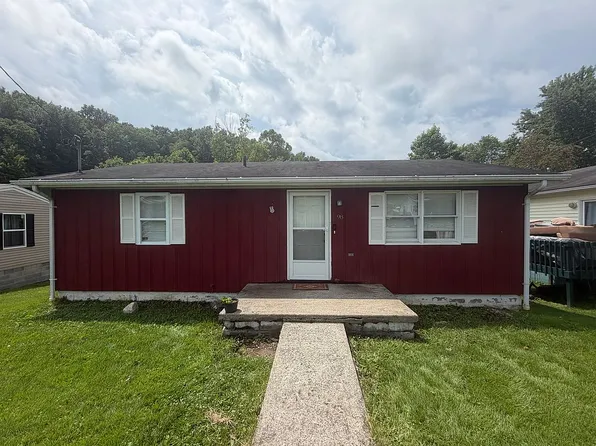 98 Dover St, Buckhannon, WV 26201