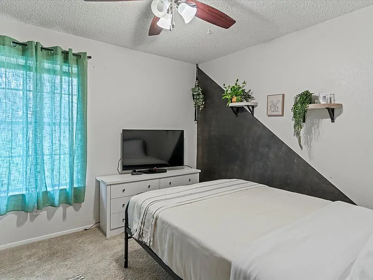 3702 Del Rio Ct — Photo 18