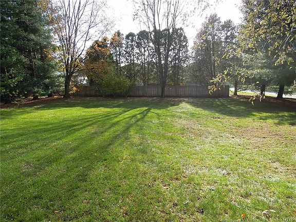 2nd image of 121 Victoria Park Dr