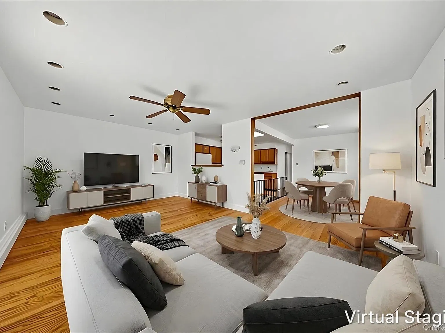 3 bed, 1000 sqft, $3,500 — Photo 1