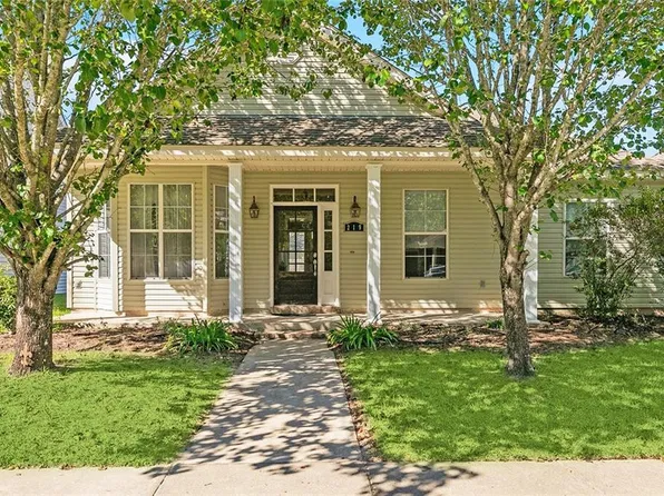 219 Carriage Pines Ln, Covington, LA 70435
