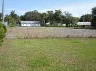 414 Minatee Ln, Leesburg, FL 34748