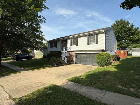 906 S Rolling Rock Dr, Bloomington, IN 47403