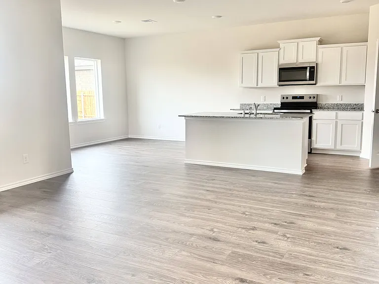 1713 Potomac Ln — Photo 5