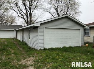 729 E Andrew Rd, Andrew, IL 62707