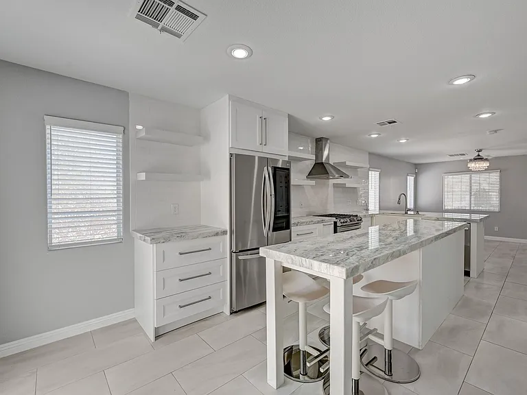 6457 Abbey Door Ct — Photo 8