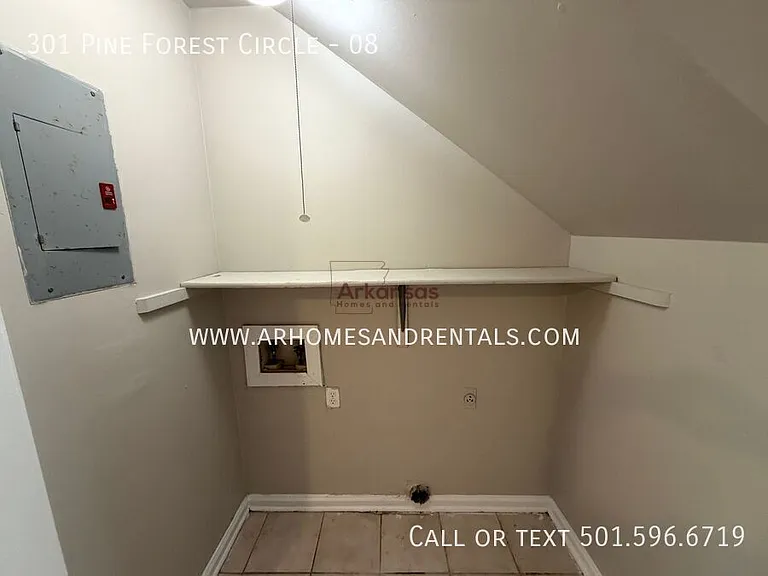 301 Pine Forest Cir #8 — Photo 14