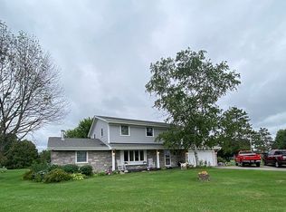 W4809 Overlook Dr, Elkhorn, WI 53121