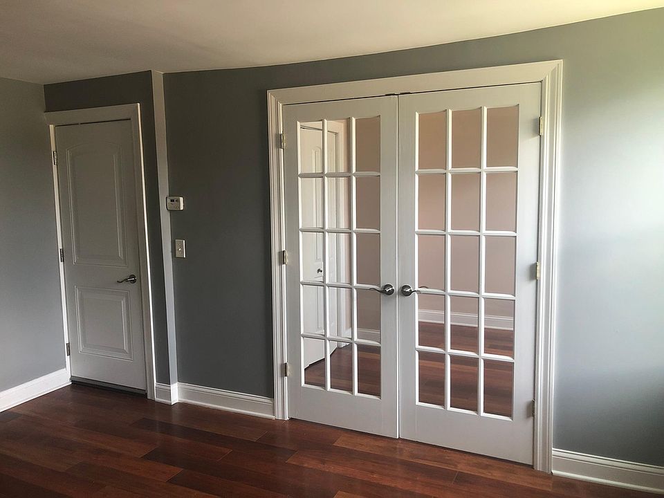 1st image of 4942 N Lockwood Ave #2