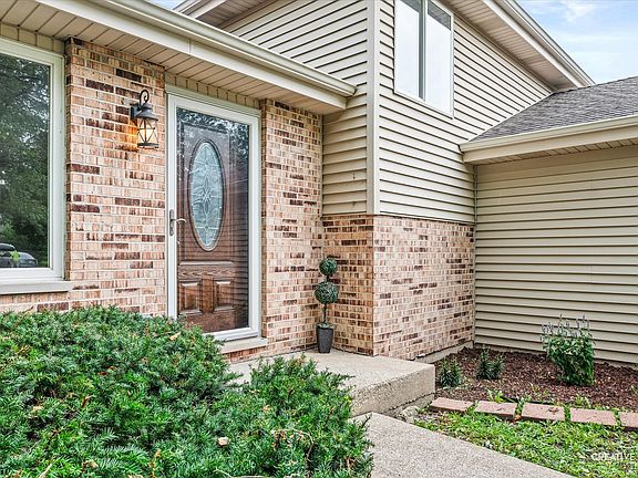 3rd image of 1702 Pebble Beach Dr