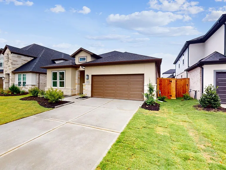 21622 Laggan Cliff Ln — Photo 35