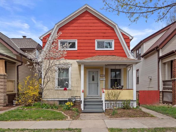 232 East Montana STREET, Milwaukee, WI 53207