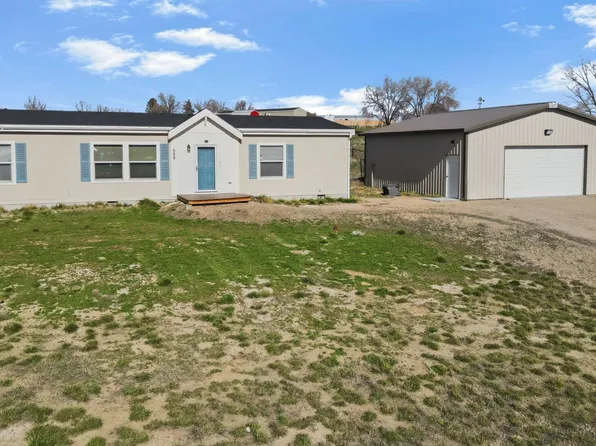559 Tiffany Dr, Spring Creek, NV 89815