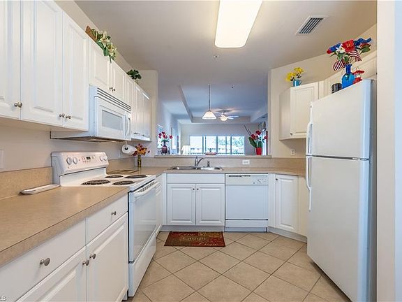 4th image of 7804 Regal Heron CIR #1-302