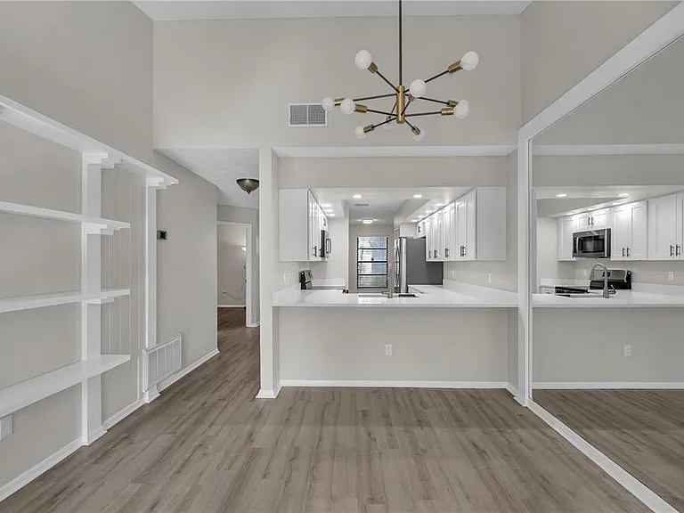 8313 Citrus Chase Dr — Photo 16
